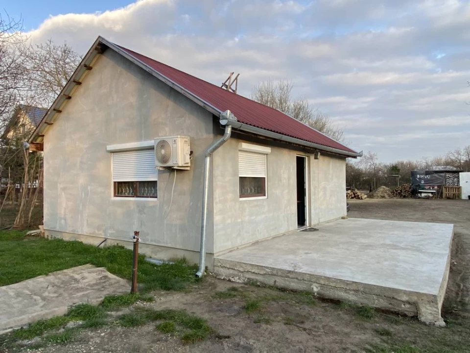 Eladó családi ház, Monor