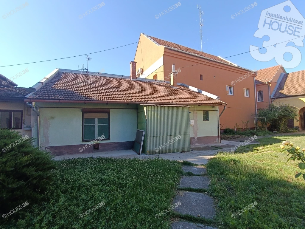 For sale part of a house property, Kiskunfélegyháza, Belváros, Pázmány utca