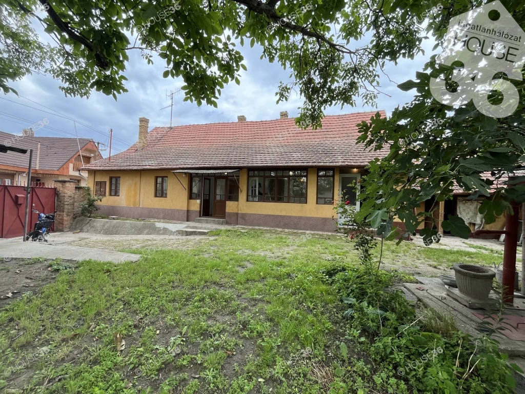 For sale house, Nagykőrös