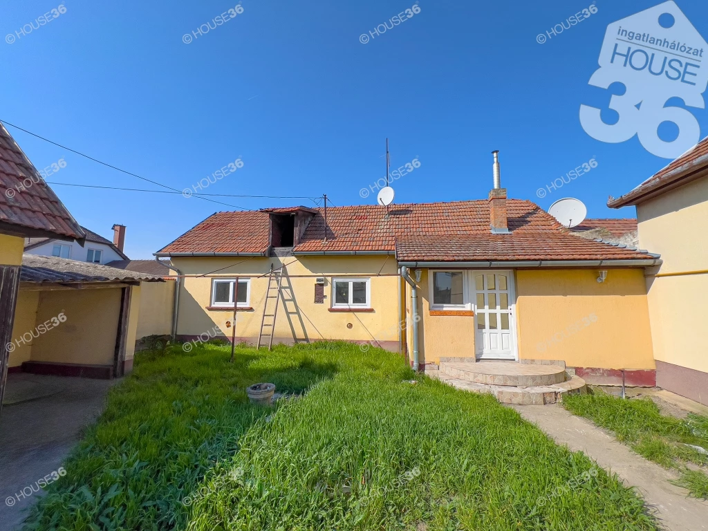 For sale house, Nagykőrös