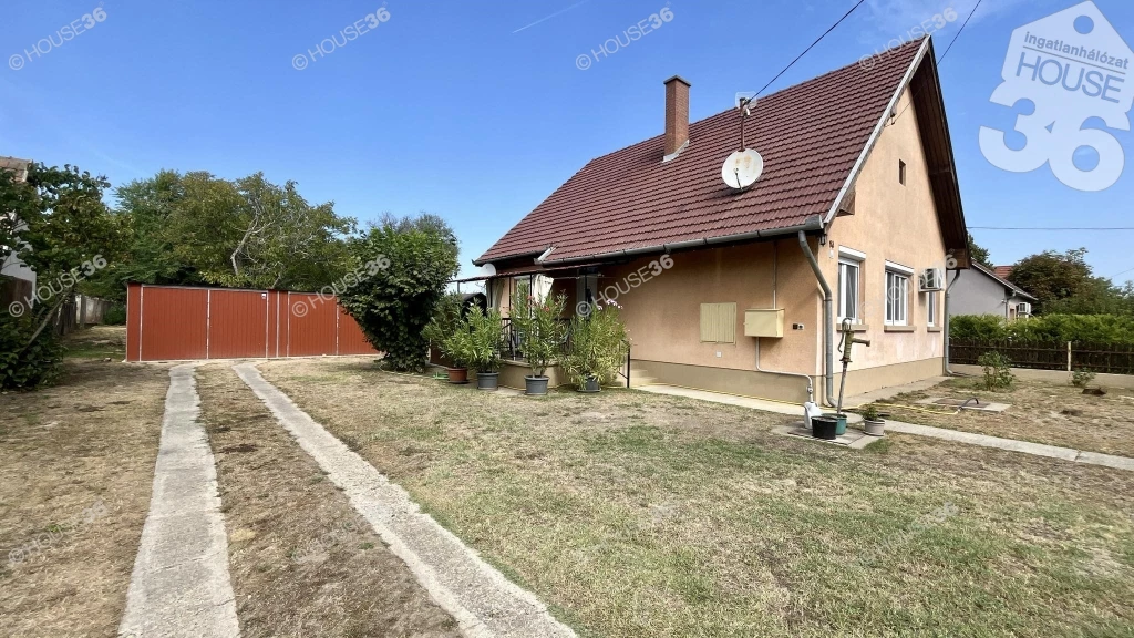 For sale house, Városföld, Nyár utca