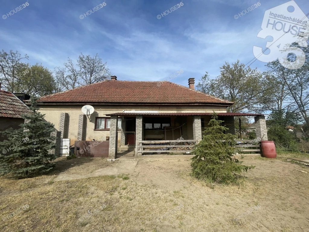 For sale house, Tiszaalpár