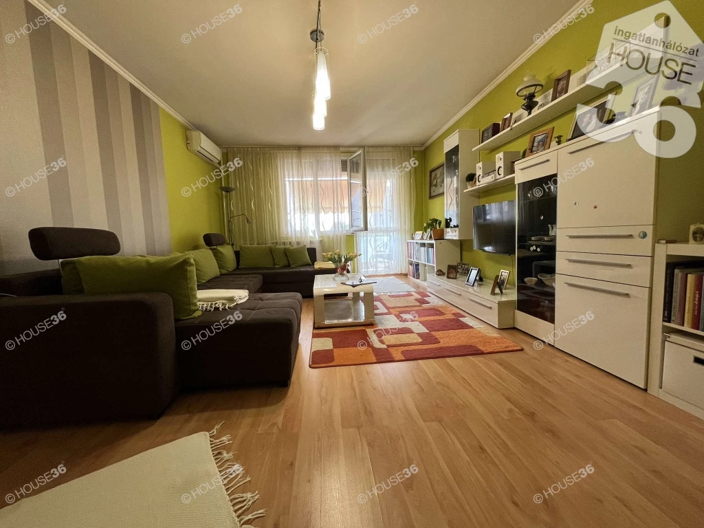 For sale panel flat, Kecskemét