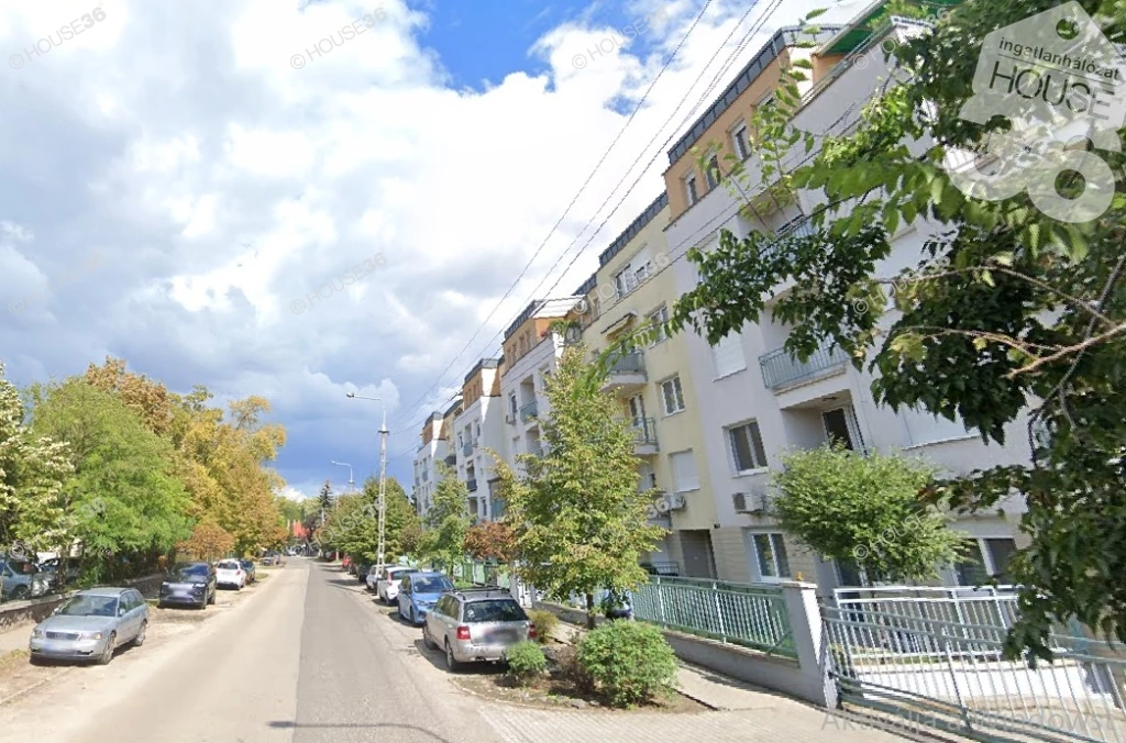 For sale brick flat, Kecskemét