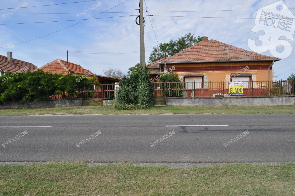 For sale house, Tiszakécske