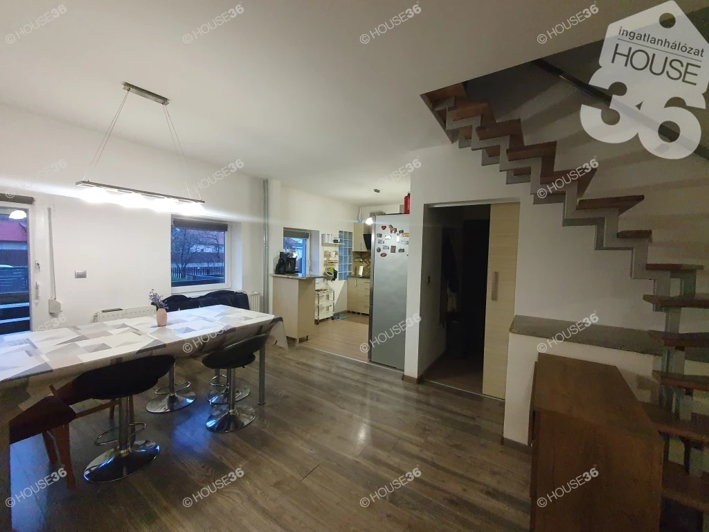 For sale semi-detached house, Kecskemét
