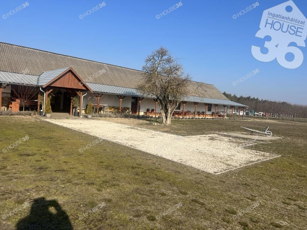 For sale grange, Kecskemét, Hetényegyháza
