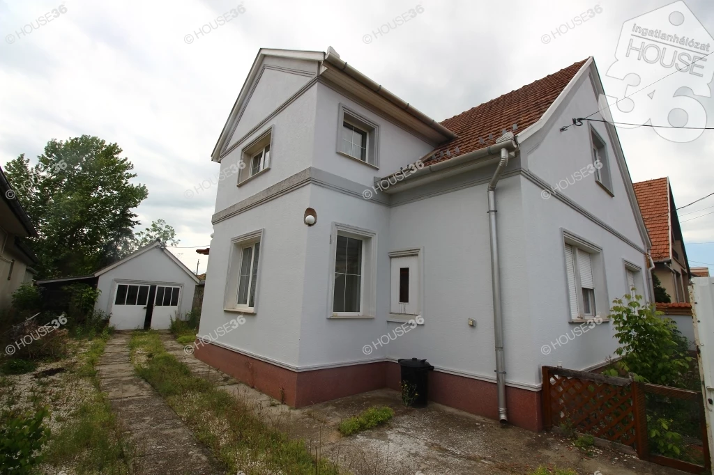 For sale house, Kiskőrös