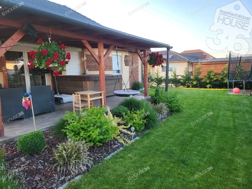 c3-1-name c2-1-name, Jakabszállás