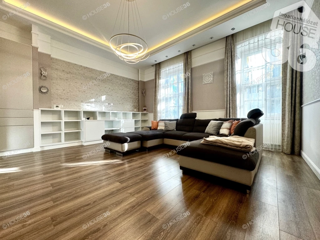 c3-2-name c2-19-name, Kecskemét, Belváros