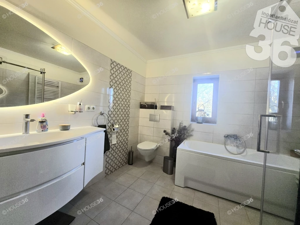 For sale house, Nagykőrös