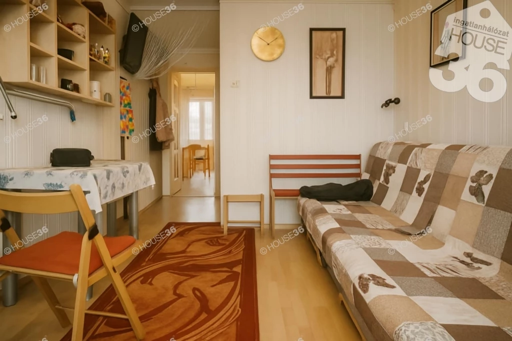 c3-1-name c2-19-name, Siófok, Szent László utca