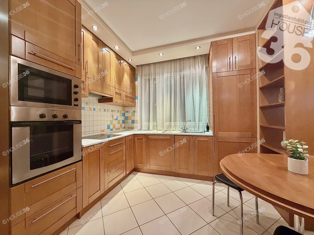 c3-1-name c2-19-name, Kecskemét