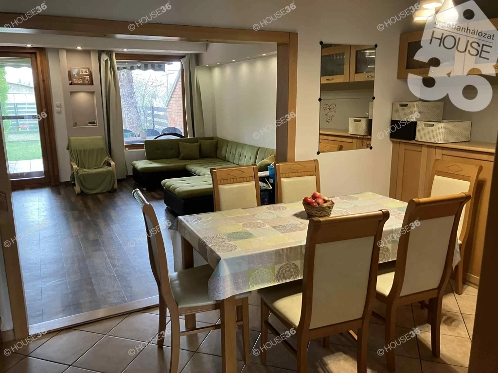 Eladó sorházi lakás Kecskeméten a Hunyadivárosban!