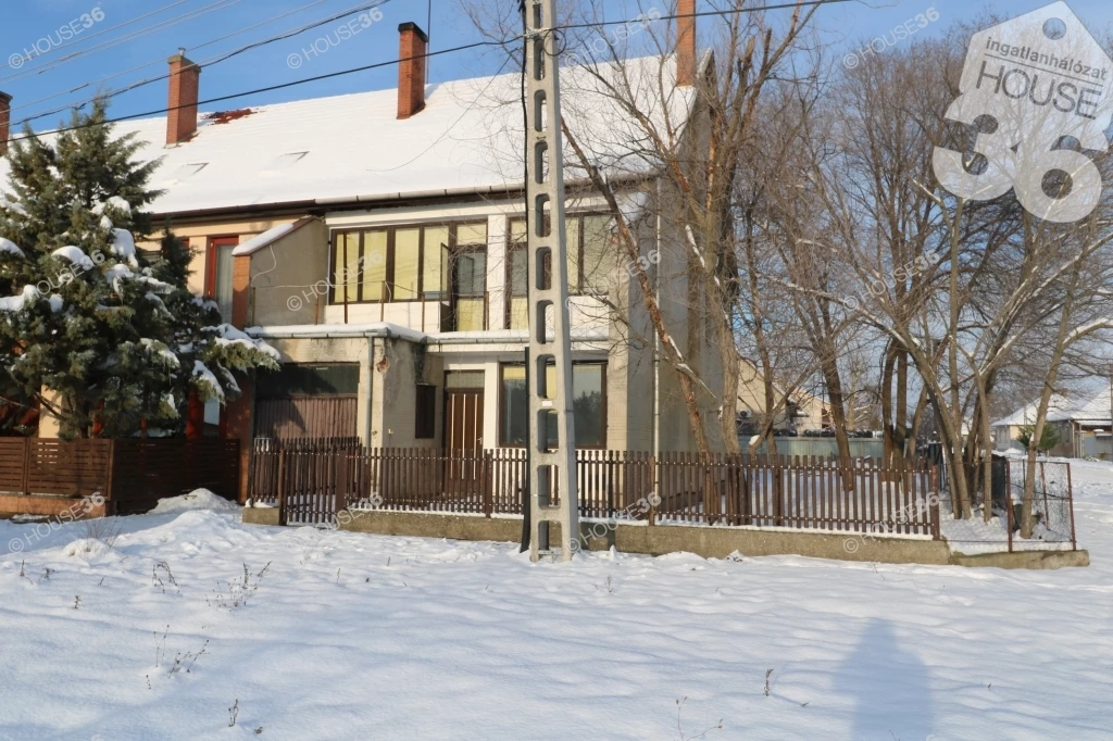 For sale brick flat, Kiskőrös