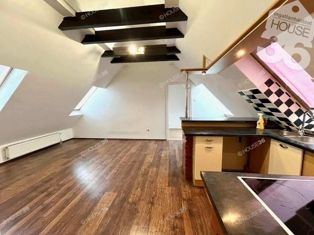 c3-1-name c2-19-name, Kecskemét