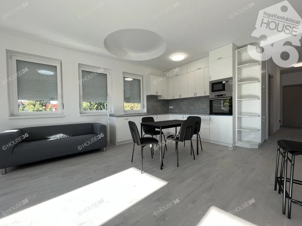 c3-2-name c2-19-name, Kecskemét, Margit utca