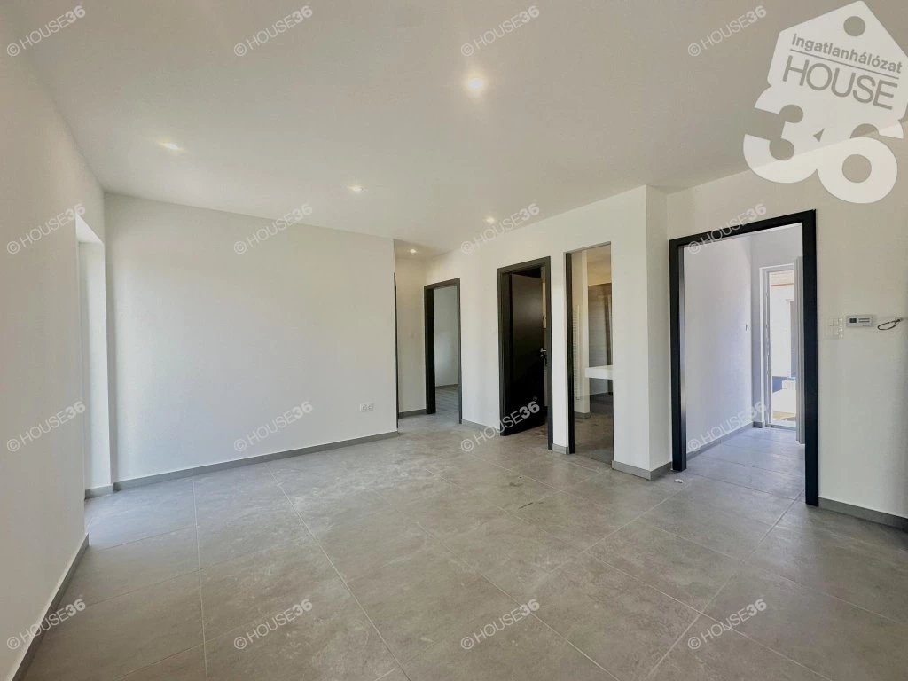 Újépítés a Petőfiváros peremén