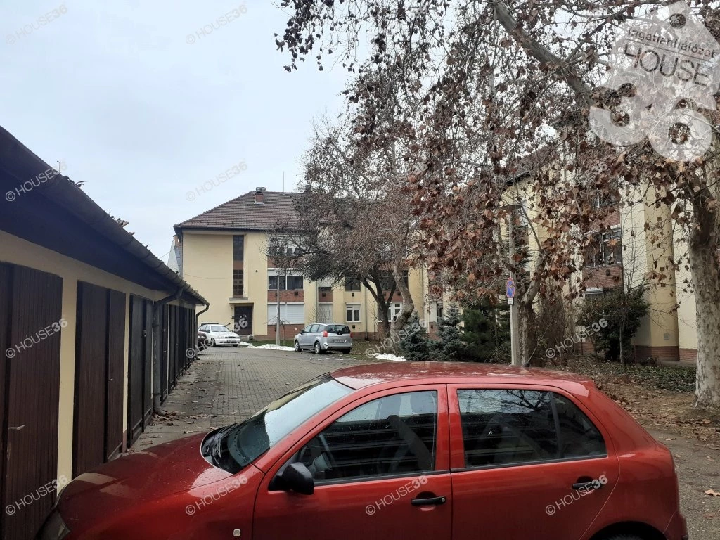 Kiskunfélegyháza belvárosában remek állapotú lakás eladó!