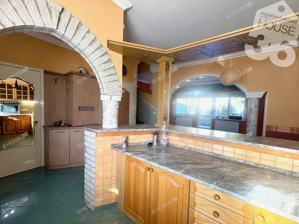 c3-1-name c2-82-name, Kecskemét