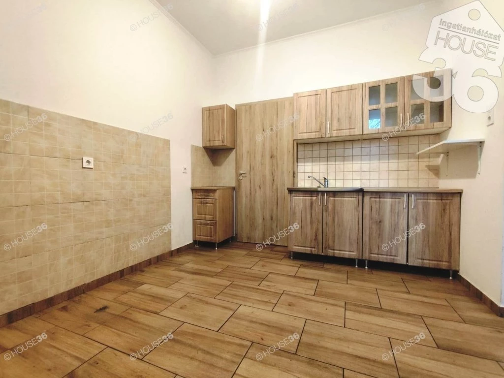 For sale brick flat, Kecskemét, Hunyadiváros