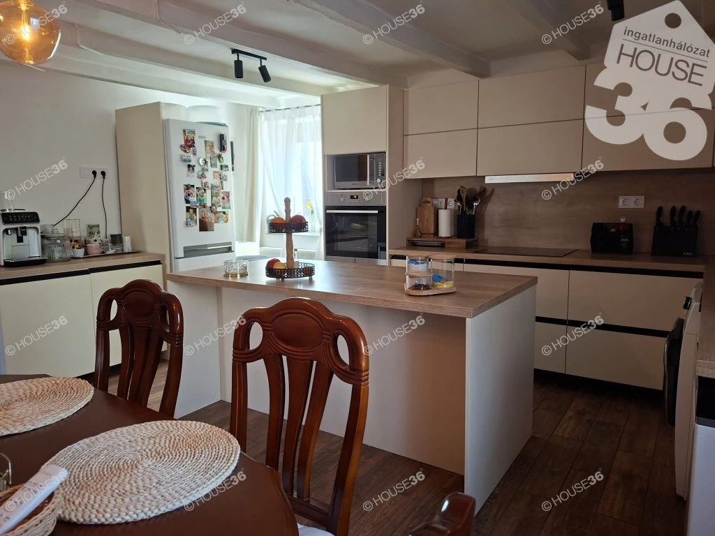 Reggeli madárcsicsergés, esti nyugalom!