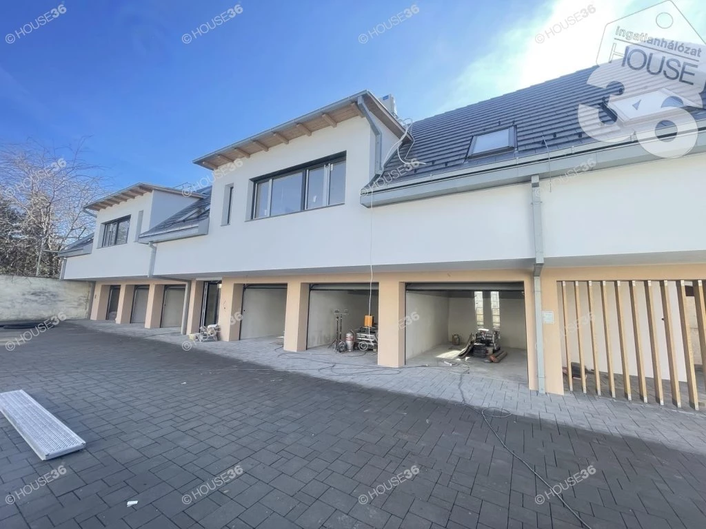 For sale brick flat, Kecskemét, Belváros