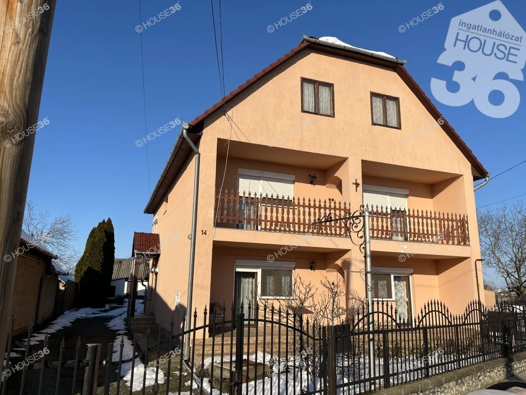 For sale house, Szedres