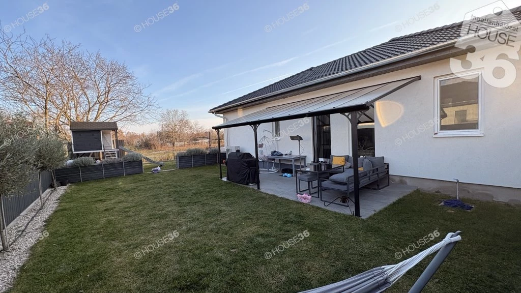 For sale house, Kecskemét, Kadafalva, Lepke utca