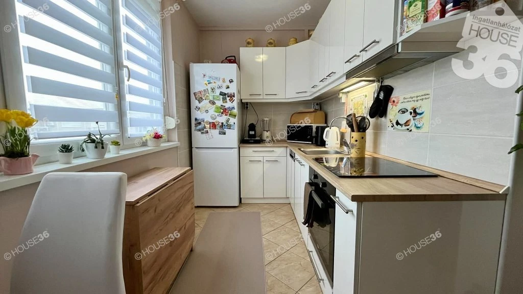 For sale panel flat, Kecskemét, Széchenyi-város