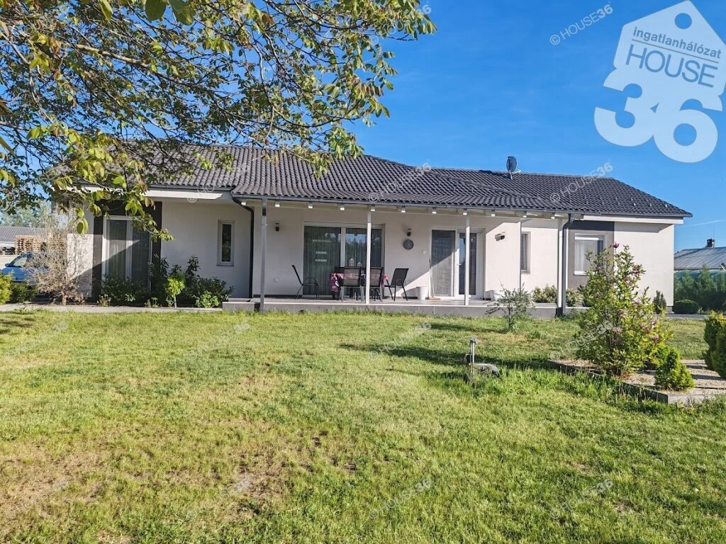 EXKLUZÍV OTTHON KECSKEMÉTEN, ELEGANCIA, LUXUS, KÉNYELEM!