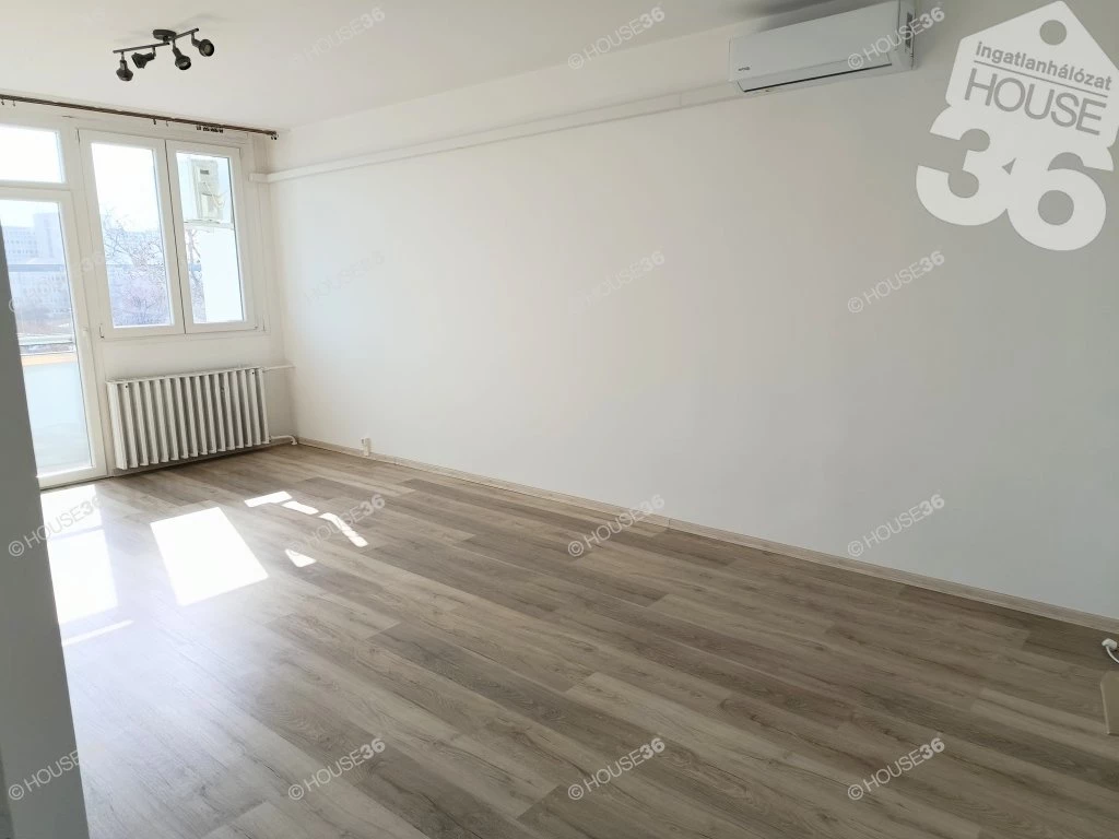 For sale panel flat, Kecskemét