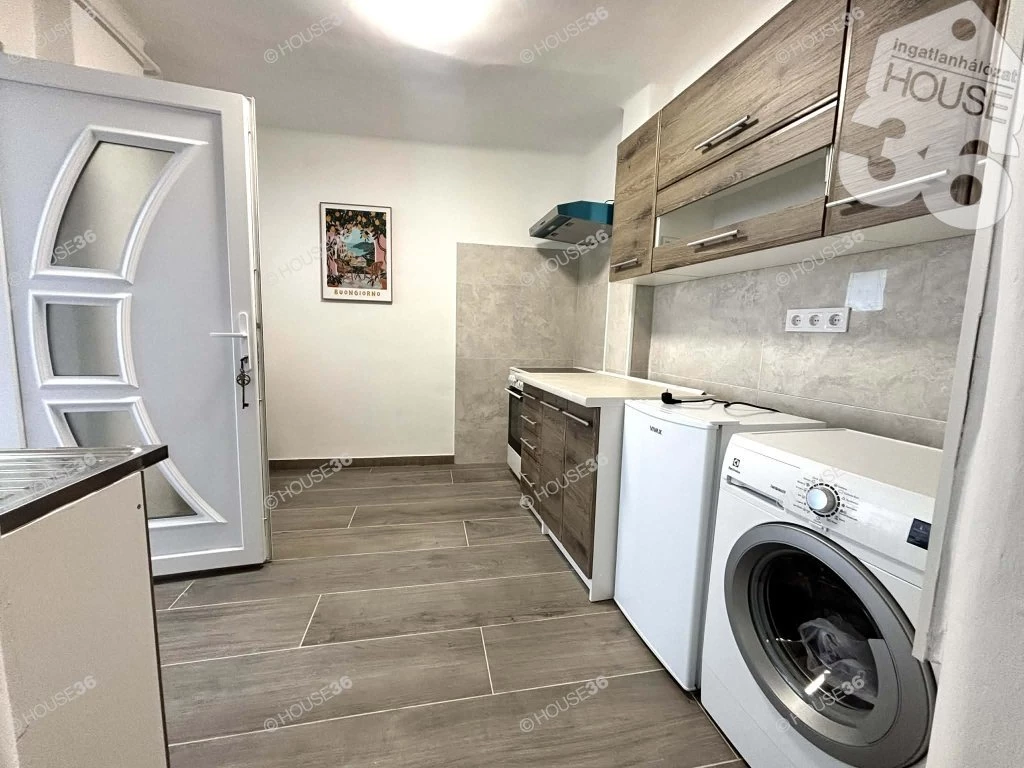 For sale brick flat, Kecskemét, Belváros