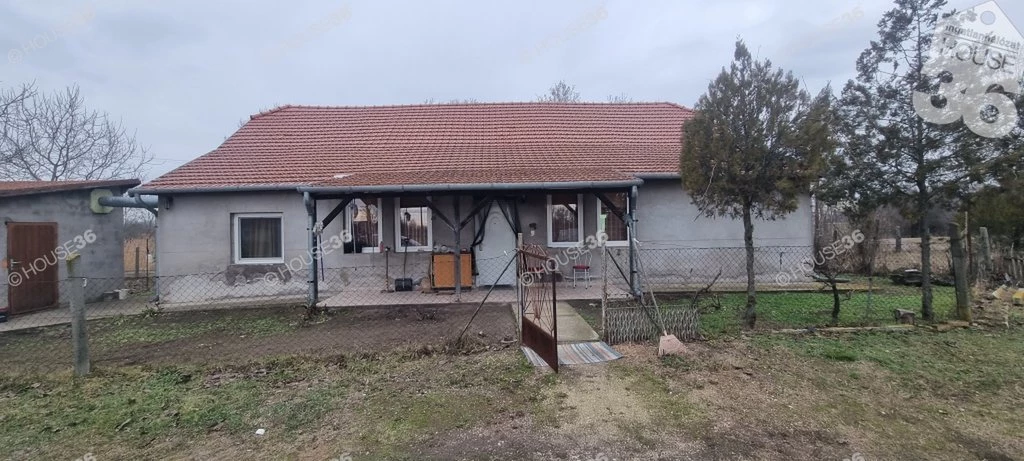 For sale grange, Kiskunfélegyháza