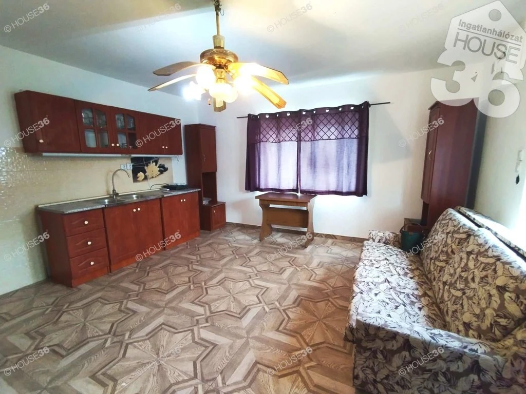 c3-1-name c2-1-name, Kecskemét