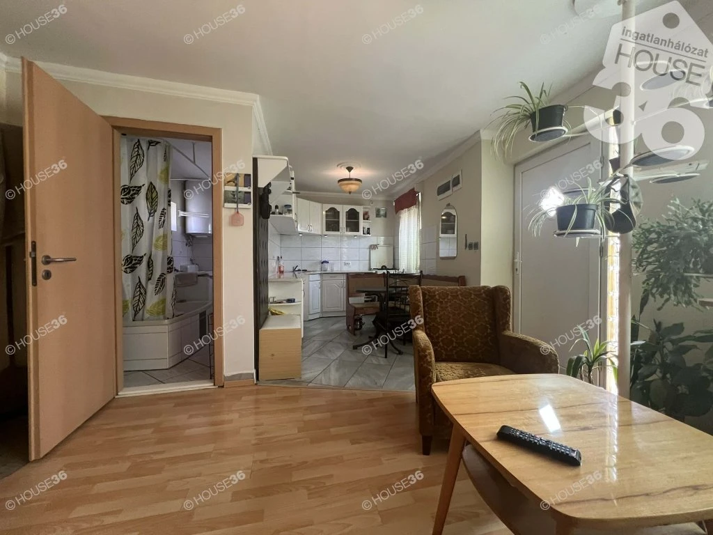 c3-1-name c2-1-name, Kecskemét, Hunyadiváros