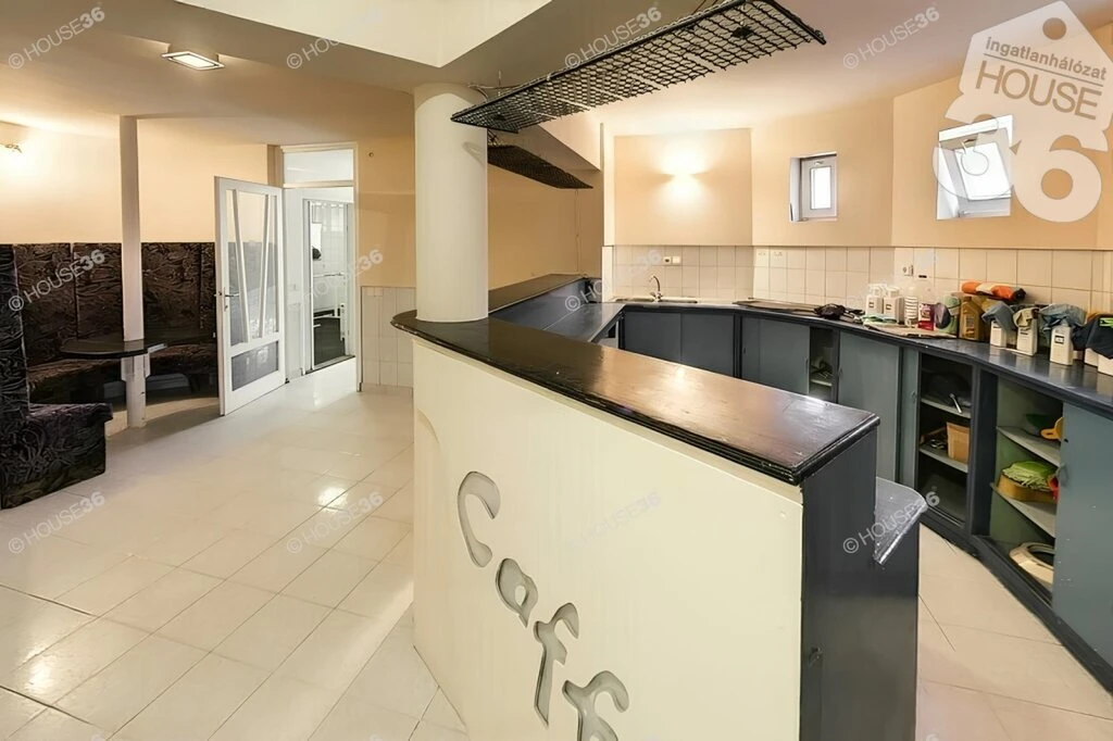 c3-1-name c2-1-name, Kecskemét