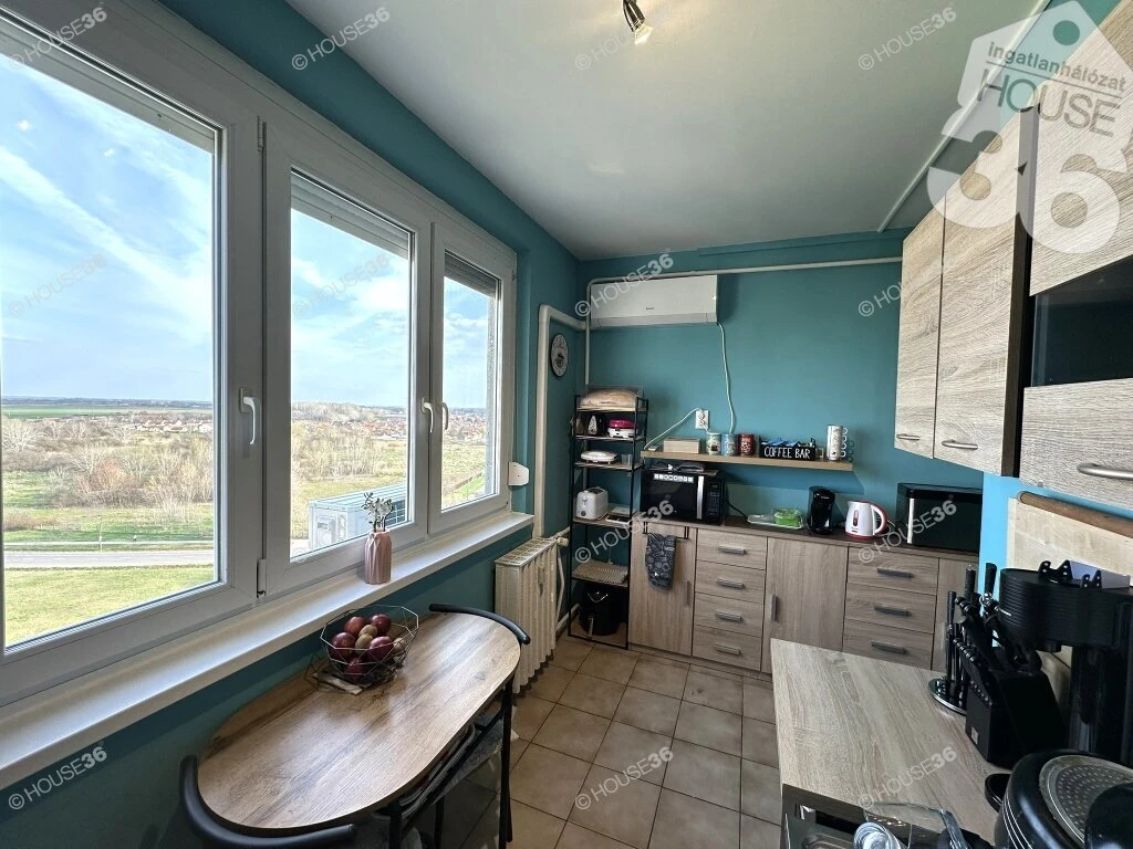 Eladó 2 szobás, erkélyes lakás Kiskunfélegyházán!