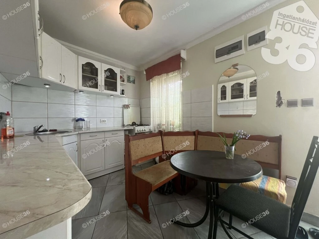 c3-1-name c2-1-name, Kecskemét, Hunyadiváros