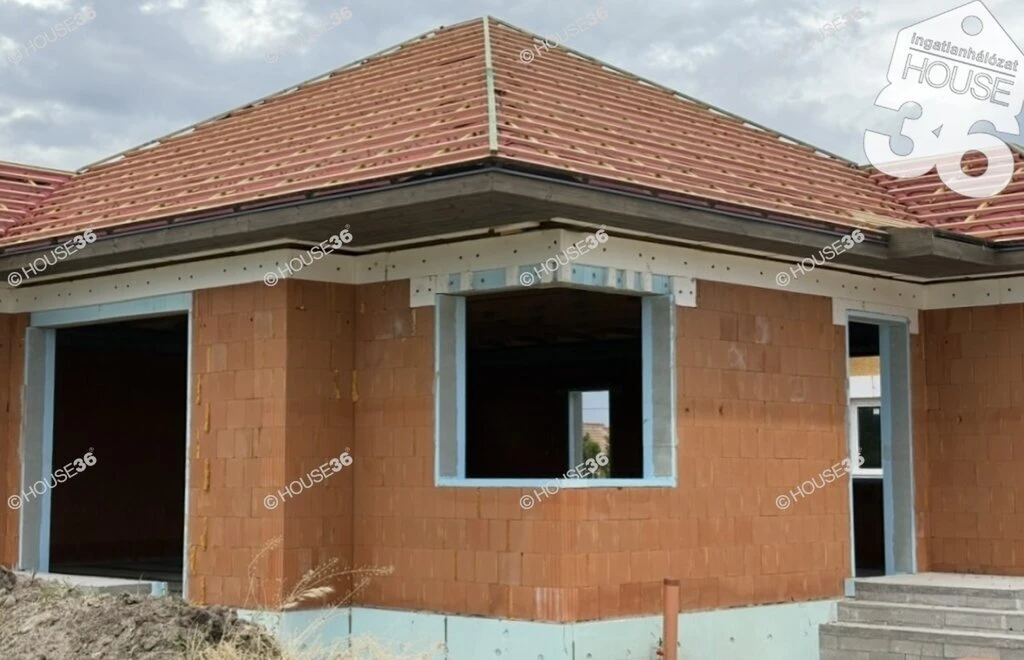 c3-1-name c2-1-name, Kunszállás