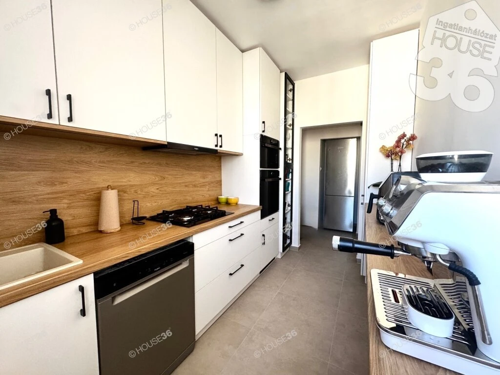 c3-1-name c2-19-name, Kecskemét