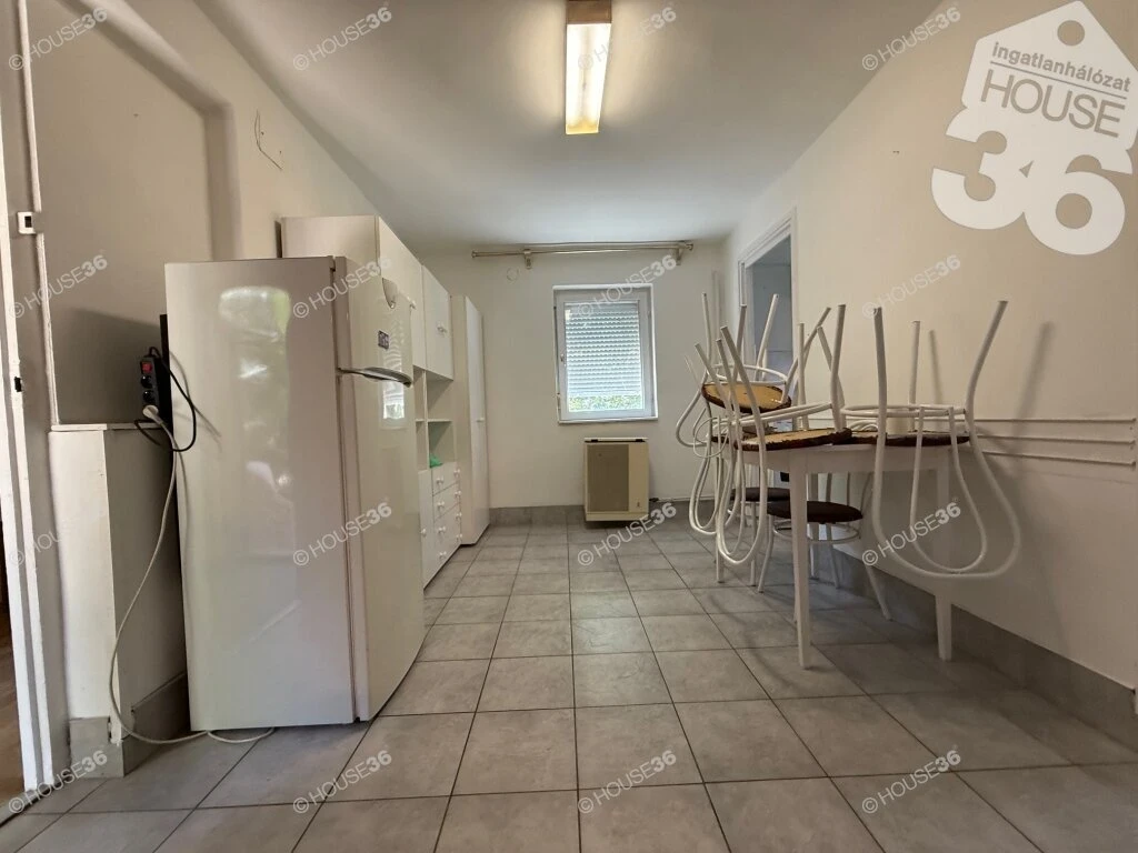 c3-1-name c2-1-name, Kecskemét