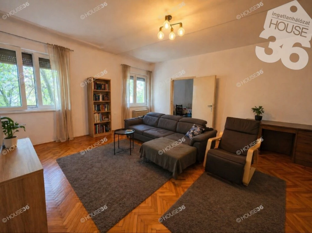 Kecskemét belvárosában eladó 68 m2 es tégla építésű lakás!