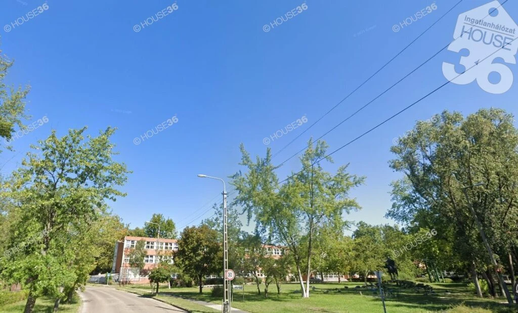 c3-1-name c2-19-name, Kecskemét, Hunyadiváros