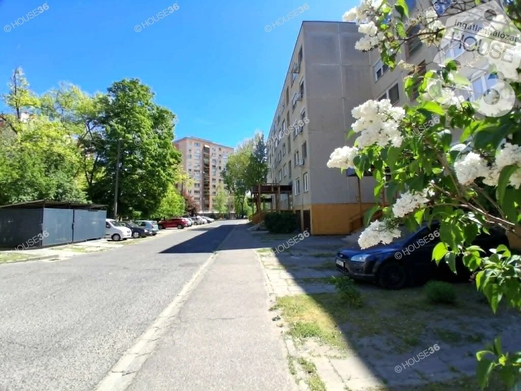 Eladó Szép Lakás a Széchenyivárosban!