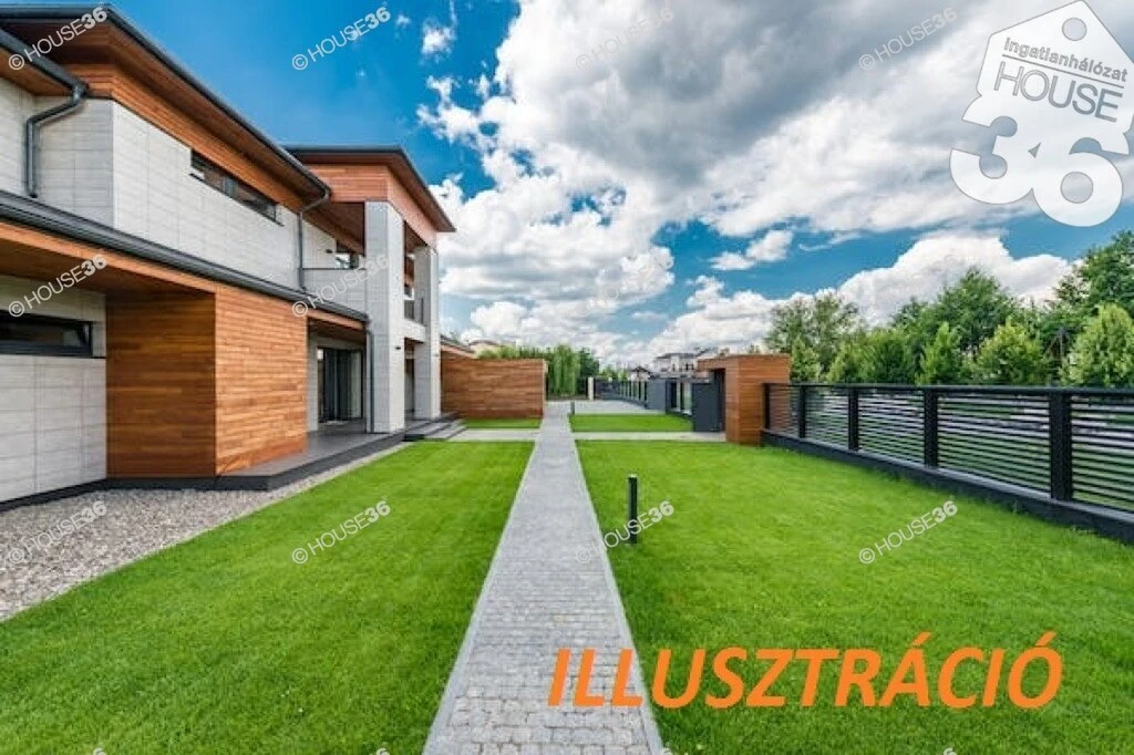 KECSKEMÉT KÖZPONTJÁHOZ KÖZEL 2630 m2-es BELTERÜLETI, ÖSSZKÖZMŰVES TELEK ELADÓ!