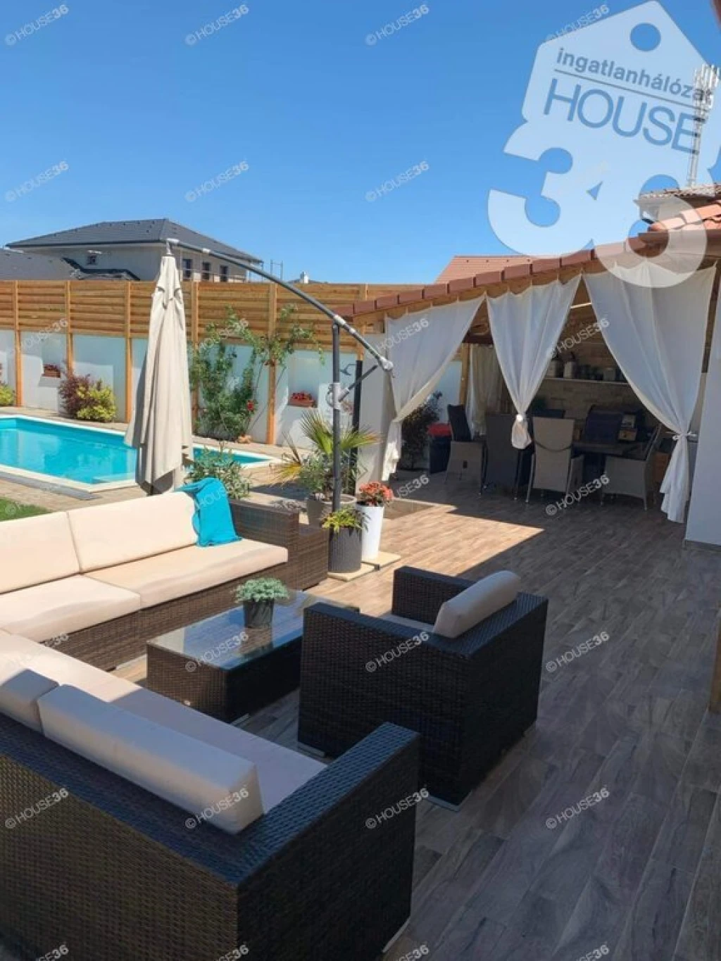 Vacsiközben azonnal költözhető luxusház kiadó!