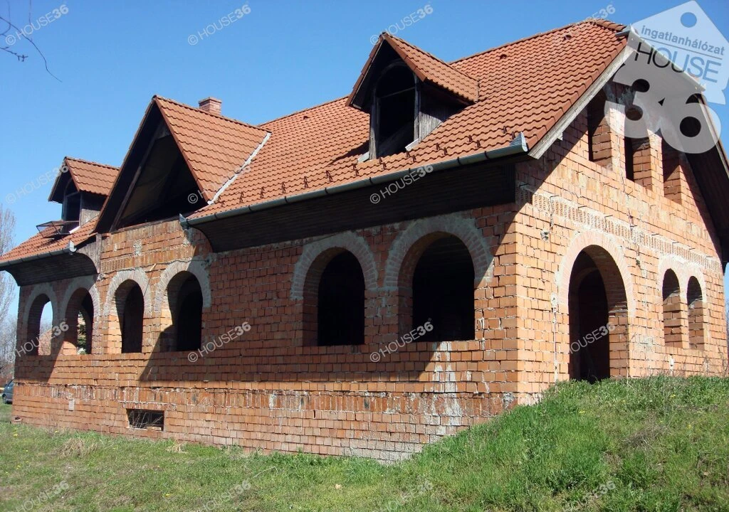 Kecskeméten, Úrihegyben ELADÓ ház!