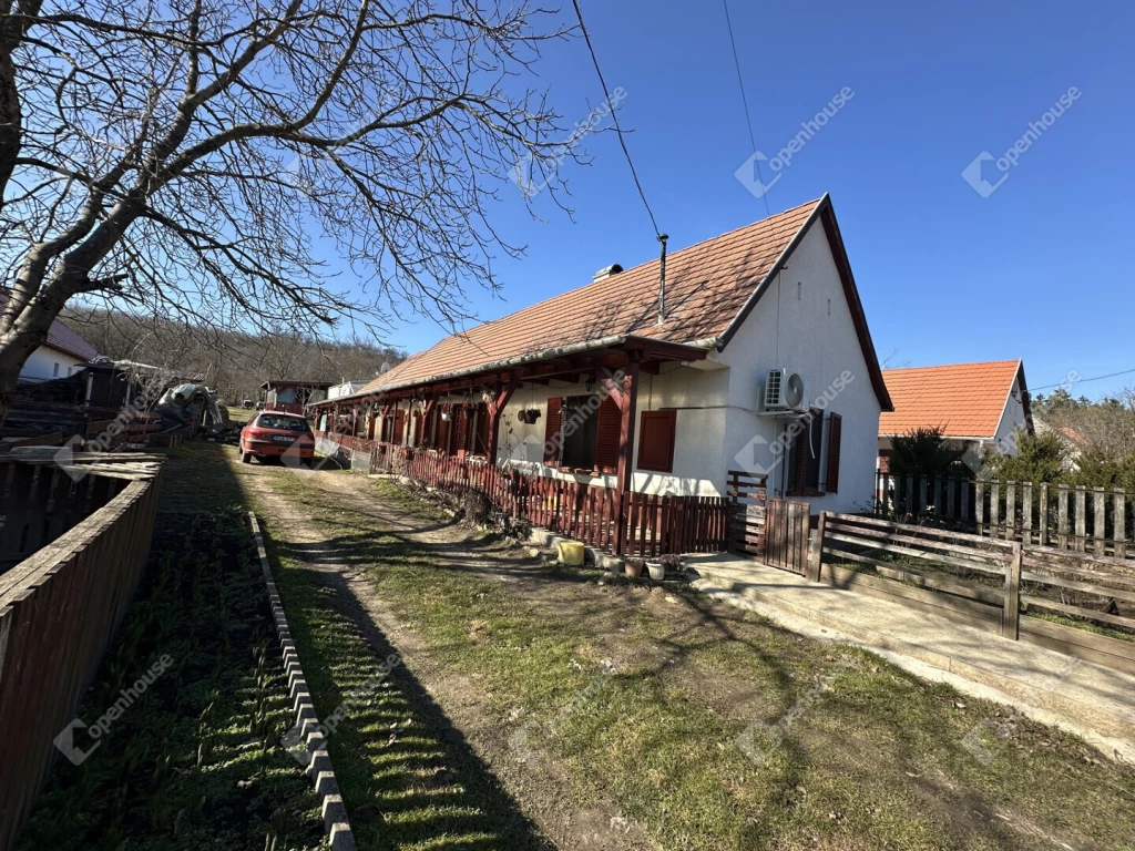 For sale house, Gánt