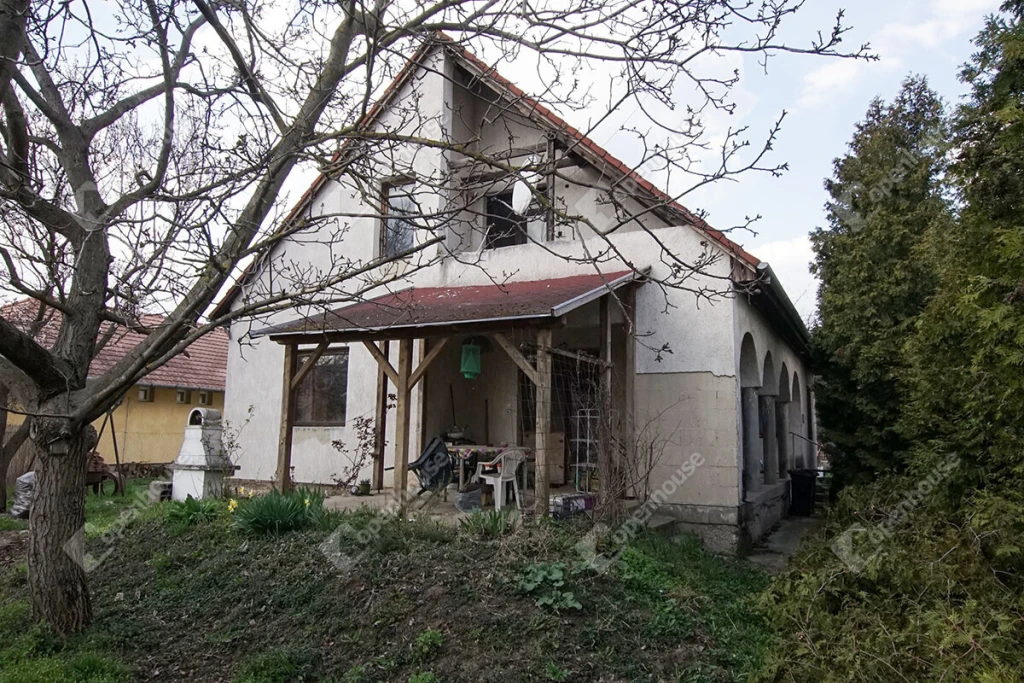 c3-1-name c2-1-name, Úrhida